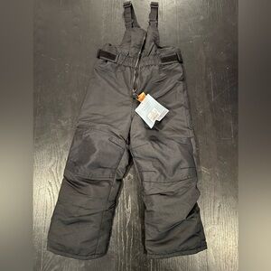 NWT Snow pants 4T Cat & Jack black bibs